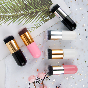 <span class=keywords><strong>Pennello</strong></span> <span class=keywords><strong>per</strong></span> Fondotinta a 6 Colori, <span class=keywords><strong>Pennello</strong></span> Cosmetico <span class=keywords><strong>per</strong></span> BB Cream, <span class=keywords><strong>Pennello</strong></span> Kabuki - Product Image 3