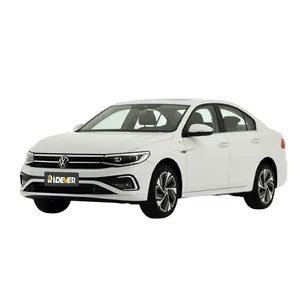 2021 2019 pas cher VW Bora voitures à essence d'occasion pour adultes 1.5L 113HP L4 voitures à essence d'occasion vente en gros au japon