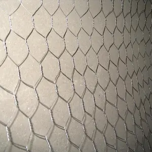 Fenda hexagonal revestida de pvc, cerca de 13 mm de malha de fio de malha hexagonal galvanizada de metais cinco estrelas
