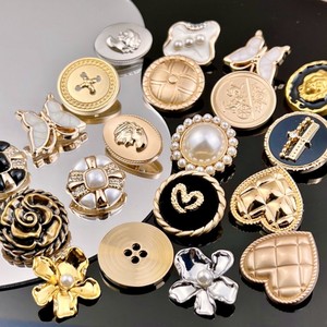 Tùy Chỉnh Màu Sắc & Hình Dạng Thân Thiện Với Môi Kẽm Hợp Kim Mạ Sang Trọng Hợp Thời Trang Trang Trí Vàng Kim Loại Chân Nút Cho May Mặc & Trang Phục - Product Image 6