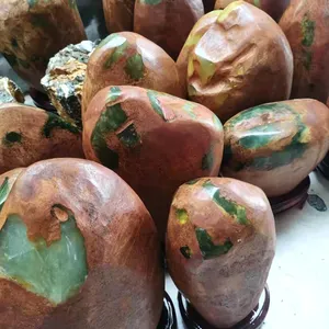 Groothandel Natuurlijke Horen Stone Gepolijst Hoge Kwaliteit Ruwe Steen Ruwe Hsiuyen Jade Voor Productie Van Sieraden