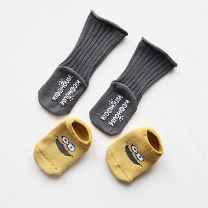 Calcetines antideslizantes de algodón con dibujos animados para niños, calcetines cálidos hasta la rodilla con dibujos de zorros, venta al por mayor - Product Image 3
