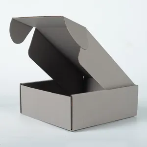 Scatole di spedizione con Logo personalizzato per felpe con cappuccio in cartone ondulato pieghevole scatola di biancheria intima abbigliamento imballaggio Mailer scatole