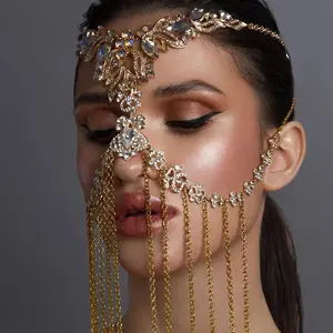 Commercio all'ingrosso Shining Face Chain Women Face Cover nappa strass Floral Head Chain Facemask Veil Harness Body Jewelry copricapo