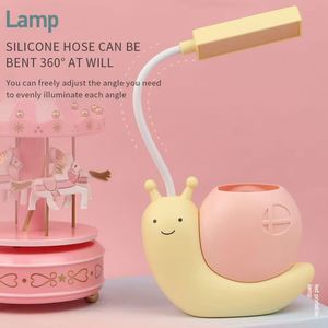ไฟ LED พับได้แบบพกพา รูปทรงหอยทาก ดีไซน์การ์ตูนน่ารัก สำหรับอ่านหนังสือที่บ้าน ของขวัญสำหรับเด็ก ของตกแต่งโต๊ะทำงาน - Product Image 3