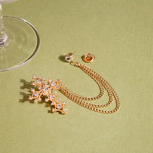 Broche <span class=keywords><strong>de</strong></span> Cruz y Estrella con Pedrería para <span class=keywords><strong>Hombre</strong></span>, Pin <span class=keywords><strong>de</strong></span> Solapa con Borla <span class=keywords><strong>de</strong></span> <span class=keywords><strong>Cadena</strong></span> Chapada en <span class=keywords><strong>Oro</strong></span> y Plata, Estilo Punk Vintage, 2 Colores - Product Image 4