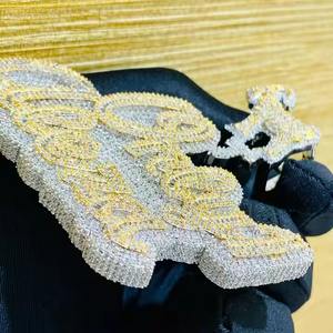 Colgante de calavera con letra personalizada en plata de ley con 6 piezas de moissanita cortada Hiphop joyería clásica de fiesta para niños - Product Image 3