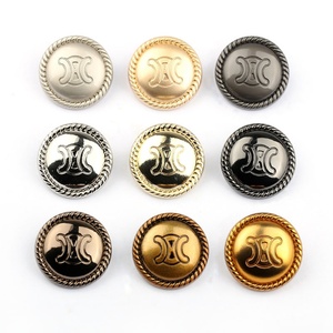 กระดุมโลหะผสมสังกะสีตกแต่งแบบ OEM สำหรับเสื้อผ้า - Product Image 2