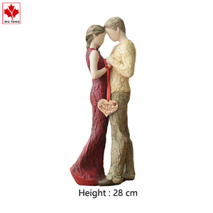 ウェディングデコレーションやギフトのためのカスタム環境に優しい樹脂カップル置物フォークアート恋人像 - Product Image 2