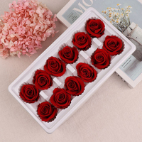 Lot de 12 roses éternelles préservées de 3-4 cm dans une boîte, pour un cadeau romantique pour la Saint-Valentin, un bouquet de mariage, une décoration d'intérieur