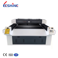 Nouvelle machine de découpe laser CO2 Ruida 4x8 pieds 1325 à prix réduit pour le bois/acrylique/PVC/contreplaqué/cuir/pierre/papier avec prise en charge AI/DST