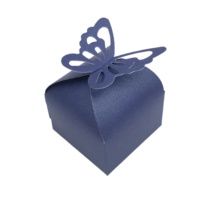 Boîte cadeau à fermeture papillon en carton perlé, sélection de neuf couleurs, pour faveurs de mariage, accessoires de mode, design personnalisé