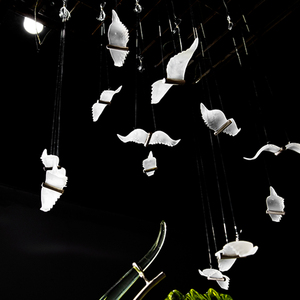 Creative Art Resin Statue Large Resin Sculpture for Living Room Ceiling Decoration