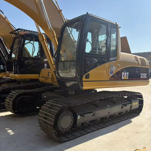 Excavatrice sur chenilles hydraulique CAT320C d'occasion 20 tonnes, excellent état, moteur de pelle médiatineuse, modèle 2024, origine Japon, garantie 1 an MOOG - Product Image 3