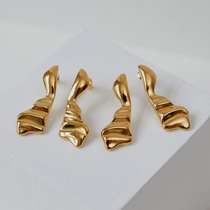 ต่างหูวินเทจกันน้ำ สแตนเลสสตีลคลาสสิก ชุบทอง 14k 18k PVD เครื่องประดับแฟชั่นสำหรับผู้หญิง - Product Image 5