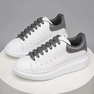 Scarpe da <span class=keywords><strong>Uomo</strong></span> Originali di Alta Gamma MQ Designer, Tomaia in PU e Mesh, Stile Retrò <span class=keywords><strong>McQueen</strong></span>, Casual, Traspiranti, da Passeggio, Eleganti e Comode - Product Image 3