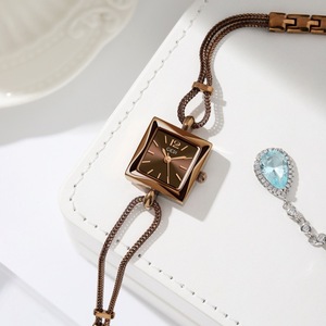 Haute qualité GEDI <span class=keywords><strong>montre</strong></span> pour femmes étanche à la mode minimaliste à la mode petit cadran carré alliage Bracelet <span class=keywords><strong>montre</strong></span> pour les femmes - Product Image 3