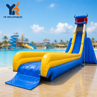 Grand toboggan aquatique gonflable portable, jeu aquatique gonflable extérieur personnalisable pour la famille et les entreprises de location