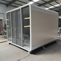 Maison capsule préfabriquée moderne de luxe en aluminium imperméable pour villa et appartement