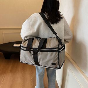 Bolsas de Deporte Personalizadas con Logotipo, Gran Capacidad, para Hombre y Mujer, Impermeables, para Viajes, con Cierre de Cremallera y Organizador - Product Image 5