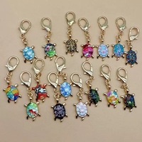 Porte-clés tortue en émail imprimé dessin animé, pendentif animal marin, breloque de sac, ornement de sac à dos pour femme, cadeau surprise adorable