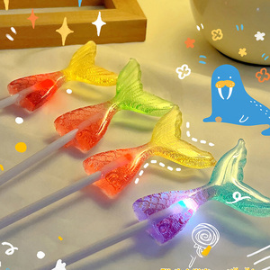 Venta <span class=keywords><strong>al</strong></span> por mayor de dulces para niños hechos a mano sin azúcar gradiente cola de pez Flash Dulces <span class=keywords><strong>Al</strong></span> Por Mayor música piruleta palo luminoso piruleta - Product Image 3