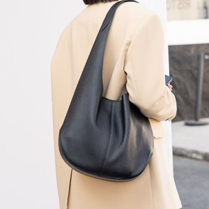 กระเป๋าหนังฟูลเกรน กระเป๋าหนังแท้เนื้อนุ่ม กระเป๋าทรง<span class=keywords><strong>พระ</strong></span>สงฆ์ ความจุขนาดใหญ่ สไตล์เกาหลี กระเป๋าถือระดับไฮเอนด์ กระเป๋าสะพายไหล่เดี่ยวแบบมีซิป - Product Image 2