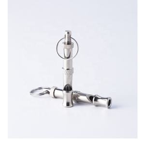 Sifflet d'entraînement pour chien de qualité professionnelle réglable en niveau sonore en acier inoxydable Ultrasonique Fournitures d'entraînement pour animaux de compagnie - Product Image 3