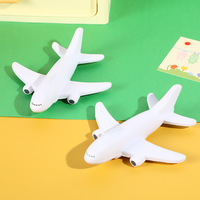 Balle anti-stress souple en forme d'avion blanc, jouet à presser promotionnel en PU, jouet anti-stress souple pour enfants