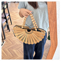 Sac à main tissé européen et américain 2026, style bohème, pour femme, ajouré, grande capacité, avec perles en bois, sac de plage