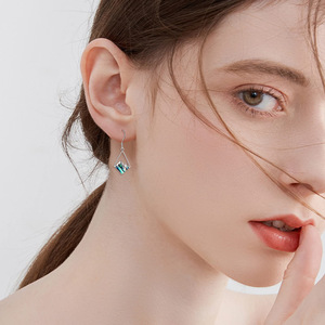 Ensemble de boucles d'oreilles et collier en acier inoxydable avec motif grain de moutarde |   La foi fait déplacer les montagnes Bijoux |   Cadeau chrétien inspirant pour femmes - Product Image 4