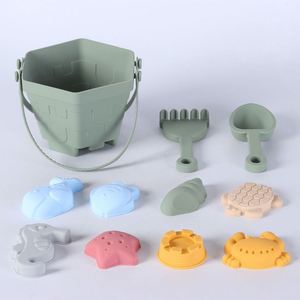 Grand seau de pêche à sable en silicone pour l'extérieur avec pelle souple, ensemble de jouets pour enfants pour le sable et l'eau de mer, idéal pour la plage - Product Image 4