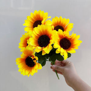 PT-SFL001 <span class=keywords><strong>Bouquet</strong></span> <span class=keywords><strong>de</strong></span> tournesols artificiels <span class=keywords><strong>de</strong></span> style européen, fleurs artificielles, style campagnard, accessoire <span class=keywords><strong>de</strong></span> photographie pour la maison, <span class=keywords><strong>bouquet</strong></span> <span class=keywords><strong>de</strong></span> <span class=keywords><strong>mariage</strong></span> - Product Image 4