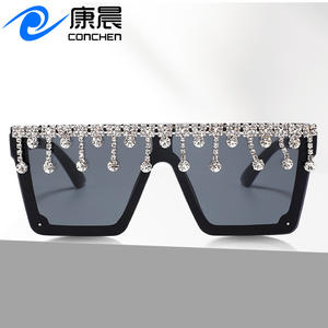 Lunettes de soleil Conchen avec strass, unisexes, monture carrée, UV400, matériau PC, lunettes de soleil tendance - Product Image 3