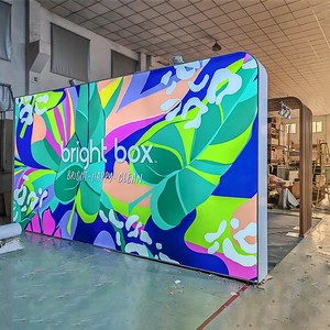 Stand de Exhibición de Diseño Premium con Estantes Iluminados de Colores, 6x6m, Fabricante de Stands y Exhibidores para Ferias Comerciales - Product Image 1
