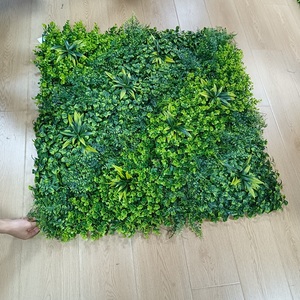 Panneau mural végétal artificiel en plastique durable <span class=keywords><strong>pour</strong></span> décoration de mariage et de Noël 100x100cm intérieur/extérieur suspendu - Product Image 5
