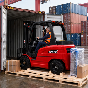 รถยกไฟฟ้า FW CPD15 แบตเตอรี่ลิเธียม-ไอออน ยางตัน รับน้ำหนัก 1500 กก. แบบนั่งขับ สำหรับงานอุตสาหกรรมในคลังสินค้า - Product Image 1