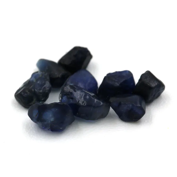 Saphir bleu brut de Sri Lanka, excellente qualité, vente en gros