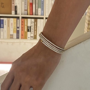 Aretas Winter New Light Luxury Retro Bracelet Venta al por mayor Acero inoxidable Chapado en oro Multi-Layer White Zircon Bracelet para mujer - Product Image 5
