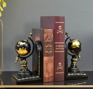 Empujador de libros de Hércules creativo nórdico, artesanía de resina ecológica para oficina y sala de estar, elegante gabinete de vino, adorno de estantería - Product Image 5