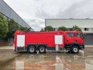 Nouveau <span class=keywords><strong>camion</strong></span> <span class=keywords><strong>de</strong></span> pompiers diesel <span class=keywords><strong>de</strong></span> sauvetage DongFeng 4x2 avec réservoir <span class=keywords><strong>de</strong></span> 3001-5000L, hauteur <span class=keywords><strong>de</strong></span> travail <span class=keywords><strong>de</strong></span> 18m, norme d'émission Euro 6, transmission manuelle - Product Image 5