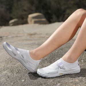 Chaussures de plage portables Jick pour sports nautiques en plein air, unisexes, à fleurs, en daim, avec fermeture chaussette, semelle intermédiaire en TPU, semelle extérieure en caoutchouc, toutes tailles - Product Image 2