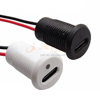 Prise femelle de type C avec connecteur de 2,0 mm, couvercle anti-poussière étanche, prise de charge de téléphone USB-C avec lumière LED, fils de 15 cm