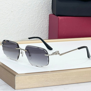 Gafas de Sol con Cruz Tallada a Mano, Lentes de Resina UV400, Gafas de Moda Unisex CT0120O - Product Image 4