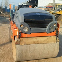 Compacteur routier HAMM HD13VT d'occasion, largeur de travail 1300 mm, pour la construction municipale d'asphalte