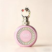 Flacon de parfum carré en verre de luxe personnalisé avec bouchon doré, nouveau design, flacon de parfum avec pompe à brume fine