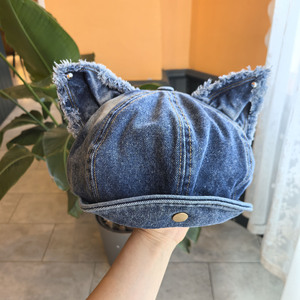 Gorra octogonal transpirable de mezclilla de algodón lavado con orejas de gato y visera abatible para mujer adulta, estilo casual y bonito. - Product Image 5