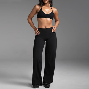 Nuevo Conjunto de Yoga Personalizado con Logotipo para Mujer, Ropa Deportiva Activa para Gimnasio, Top Halter, Pantalones Cortos, Leggings Capri, Pantalones de Yoga - Product Image 3