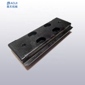 สลักและน็อตรองเท้าตีนตะขาบสำหรับเครื่องกัดถนน W2000 วิร์ตเกน แผ่นรองตีนตะขาบยาง - Product Image 2