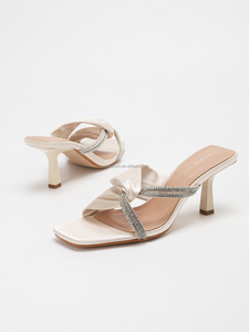 Nouvelles Sandales d'Été à Talons Hauts Sexy en Soie Croisée, Strass, Bout Carré, Ouvertes au Dos, pour l'Extérieur, Augmentation de Taille, Grande Vente - Product Image 4